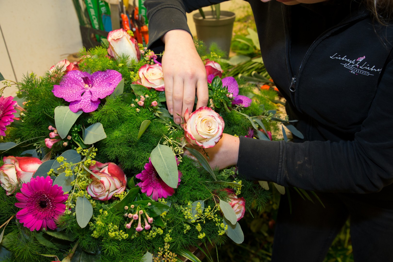Afbeelding Vakbekwaam medewerker bloem, groen en styling